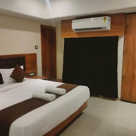 Aditya Inn Guwahati Eksteriør billede